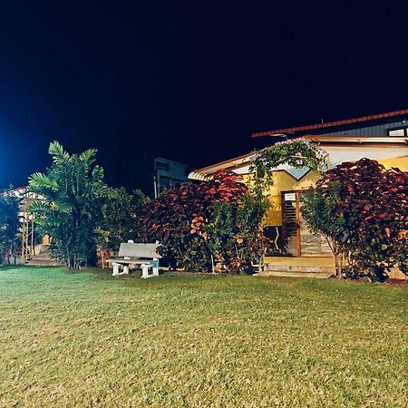 Vila Kashmir Farmhouse - Hajdarábád Exteriér fotografie